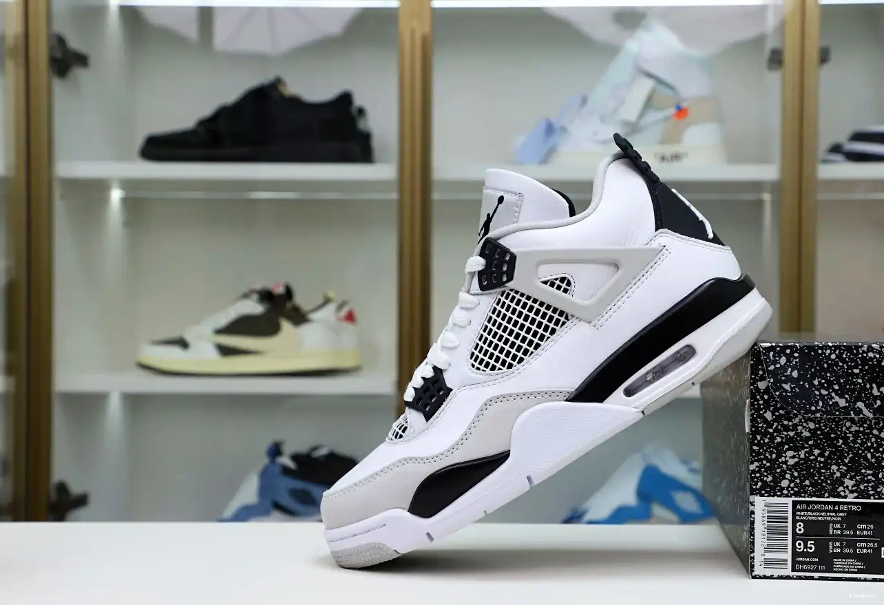AIR BLACK 4 JORDAN MILITARY 0419